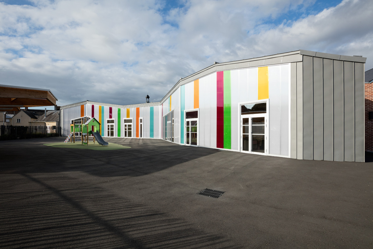Créature Architectes - Reconstruction - d’une école maternelle et définition du projet urbain - Châtillon Coligny - 45