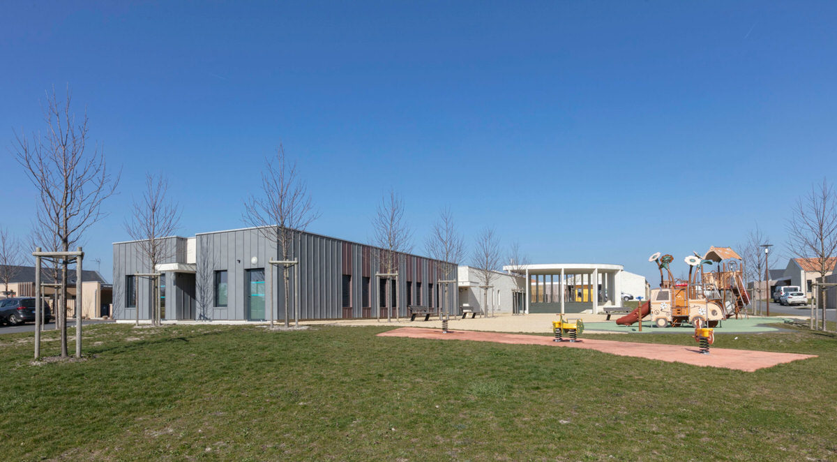 Créature Architectes - Construction d’un village d’enfants  - Mont-Sur-Guesnes - 86